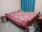 Queen size 6×5 Double Bed Cot