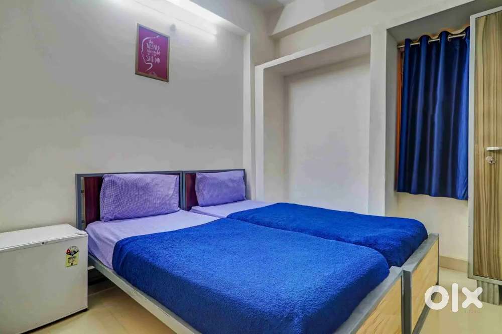 Manjunatha Luxury women's and men's PG