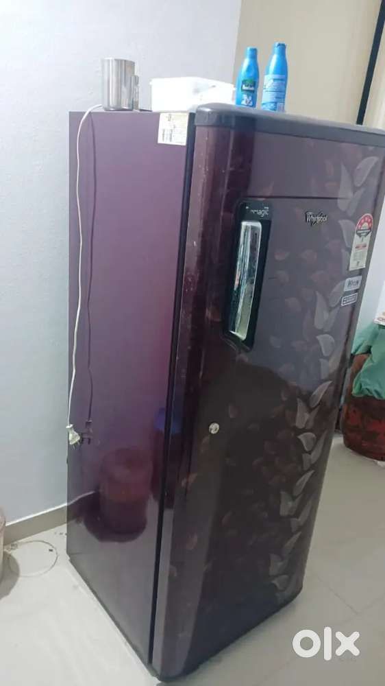 Whirlpool refrigerator bechna hai