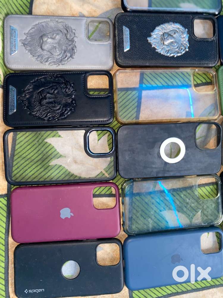 Iphone 11 pro case price 2500₹