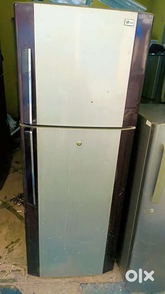 L.G dual door 5.star