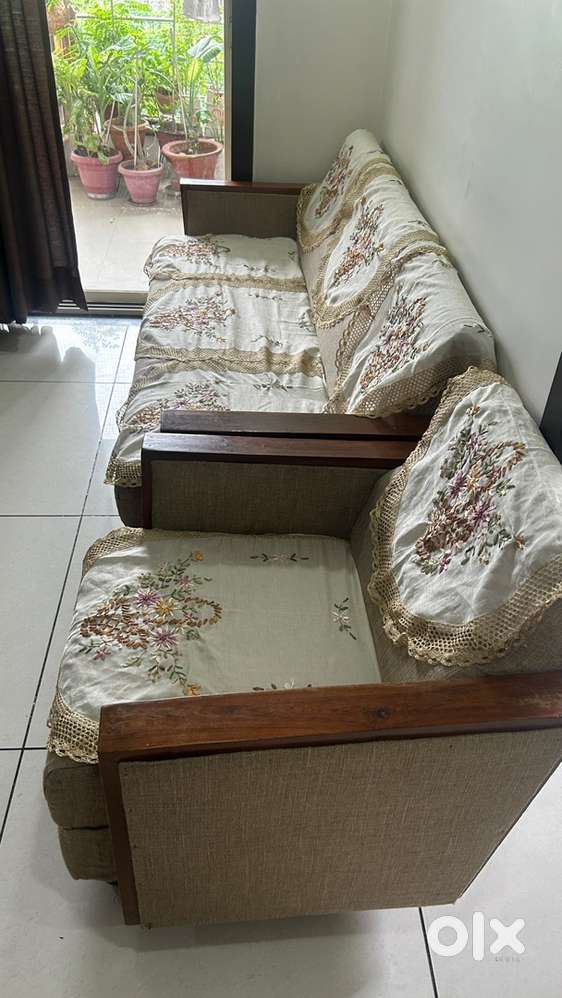 5 seater Sofa, 3 year old