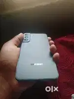S22 plus 128gb display line issue