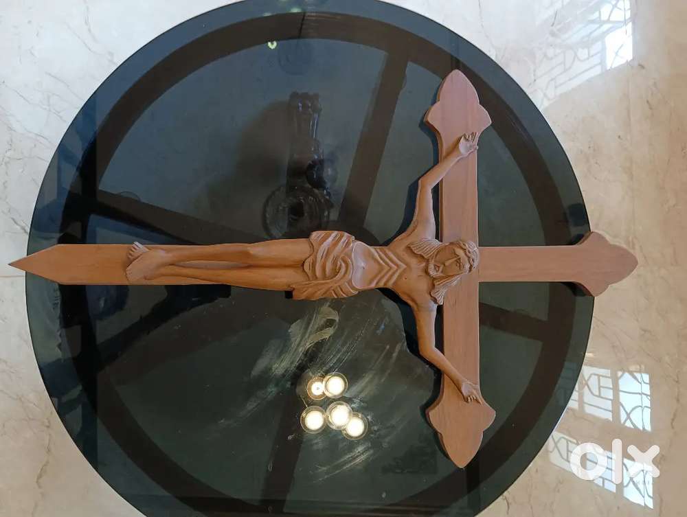 Wooden cross for wall