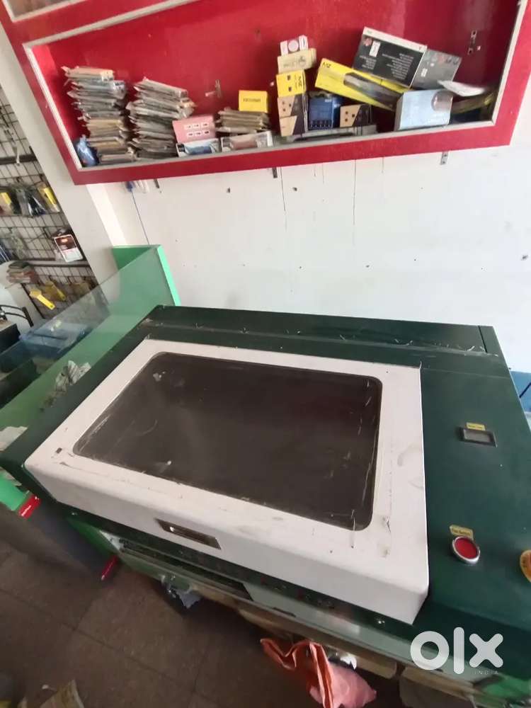 CO2 LASER MACHINE