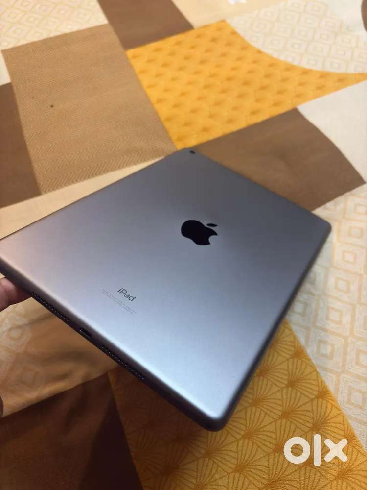 Ipad 9th gen in flawless condition