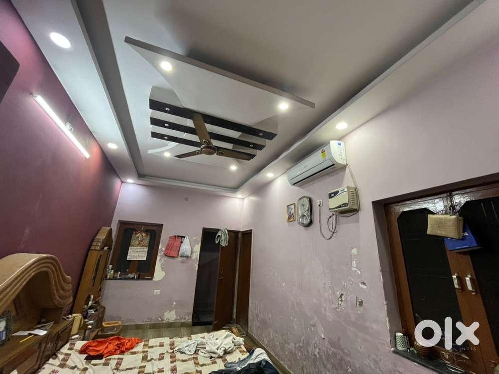 Transport availability, market availability