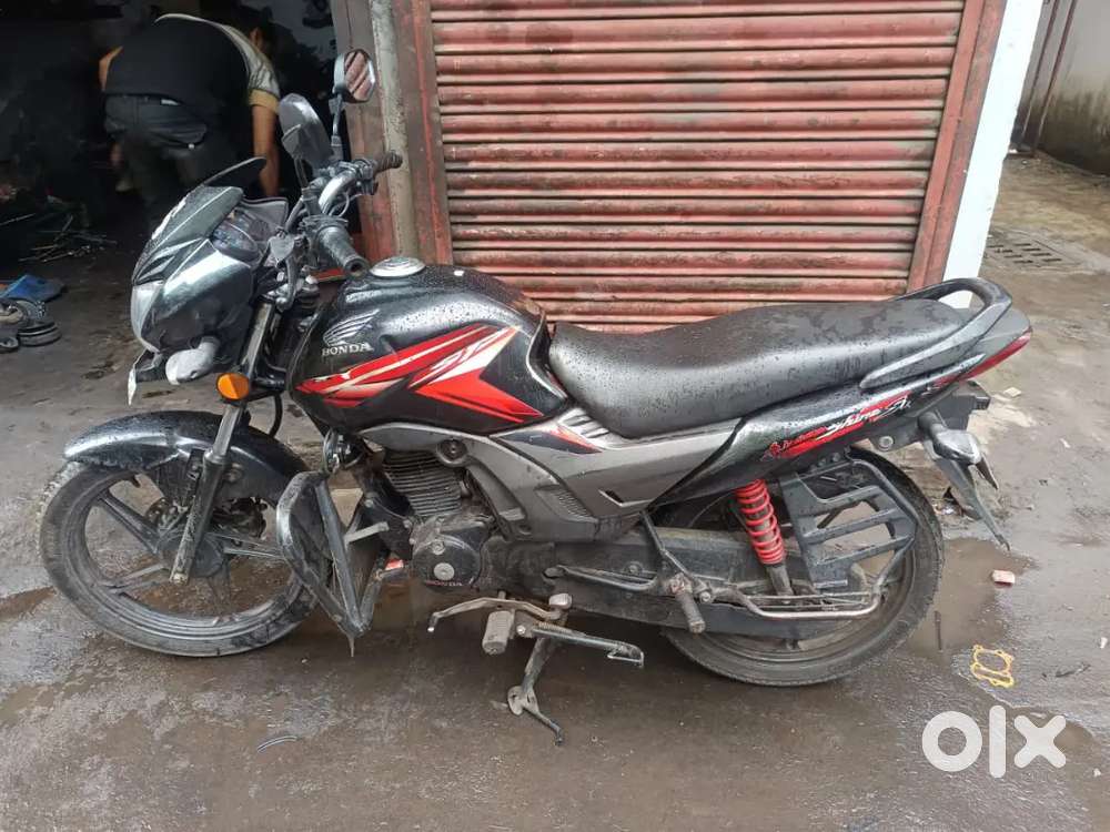 Honda SP Shine 125 bs 4 . First owner, Red and Black colour