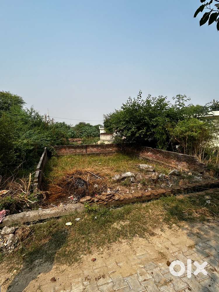 900 Sq. Feet plot in vrindavan (kiki nagla), Mathura