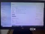 HP Desktop Computer with Computer Table
