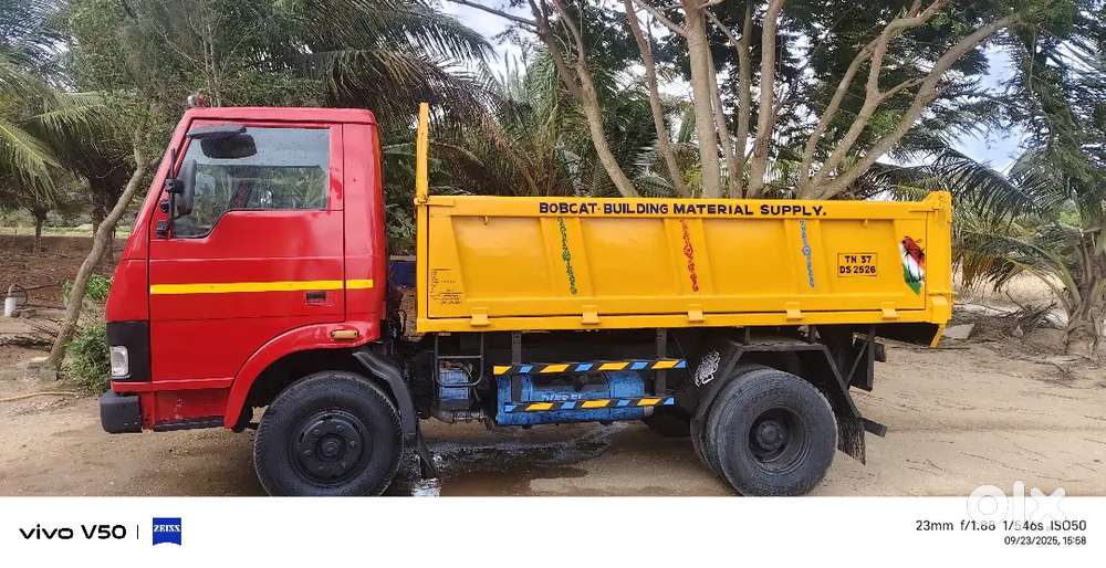 Tata tipper 912