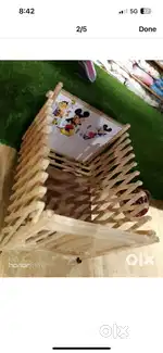 Expandable wooden cot