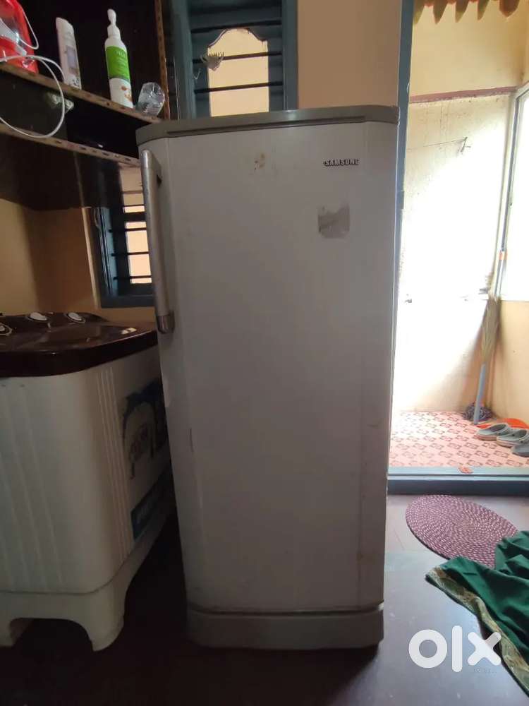 Single door fridge