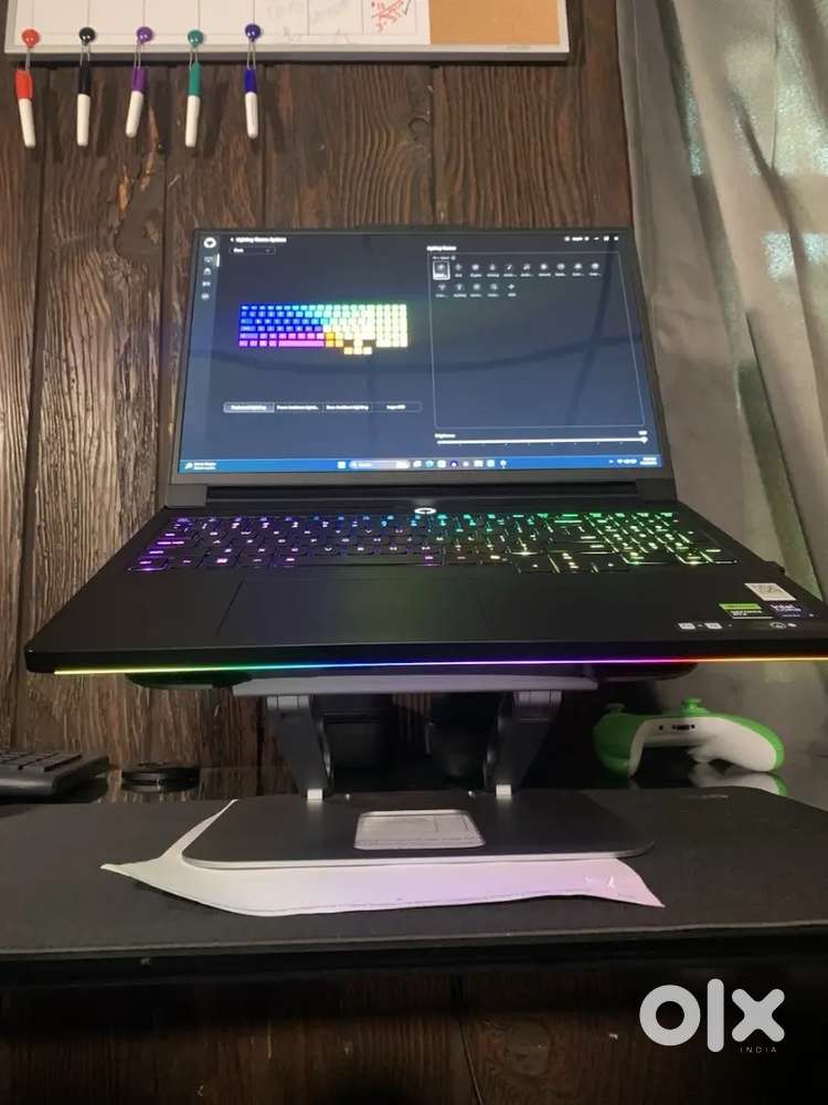 Lenovo Legion Pro 7i Gen 10 Intel Ultra 9 275HX 24C