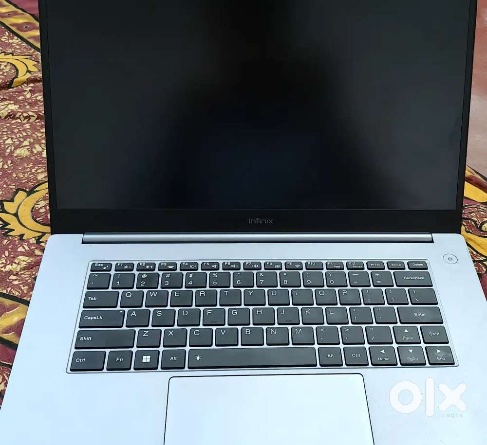 Infinix Inbook Y2 Plus Intel /8 /512GB/SSD