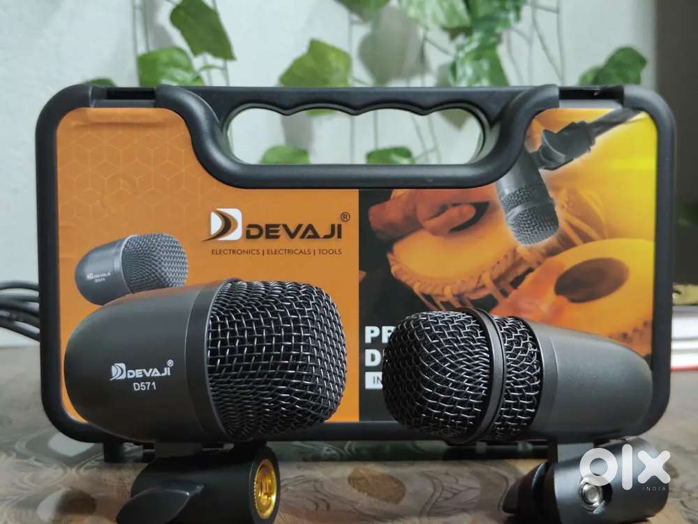 Devaji tabla mic