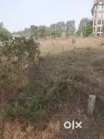 252 gaz plot on 60 ft wide road at ansal town