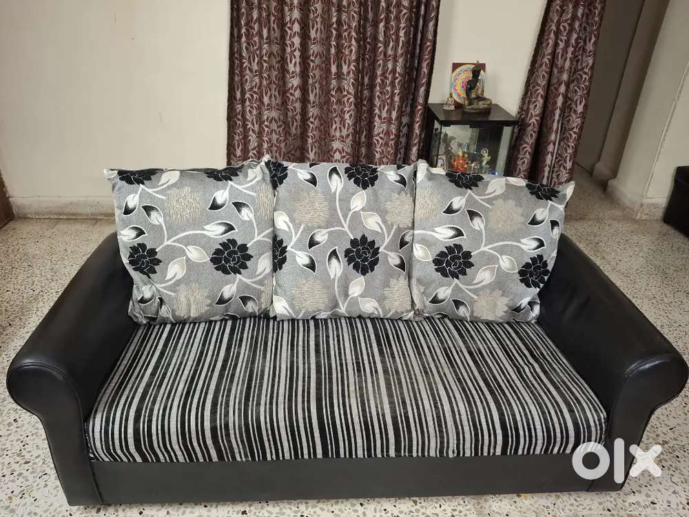 3 seater sofa