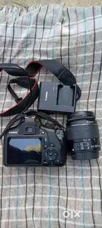 Canon1300D camera selling