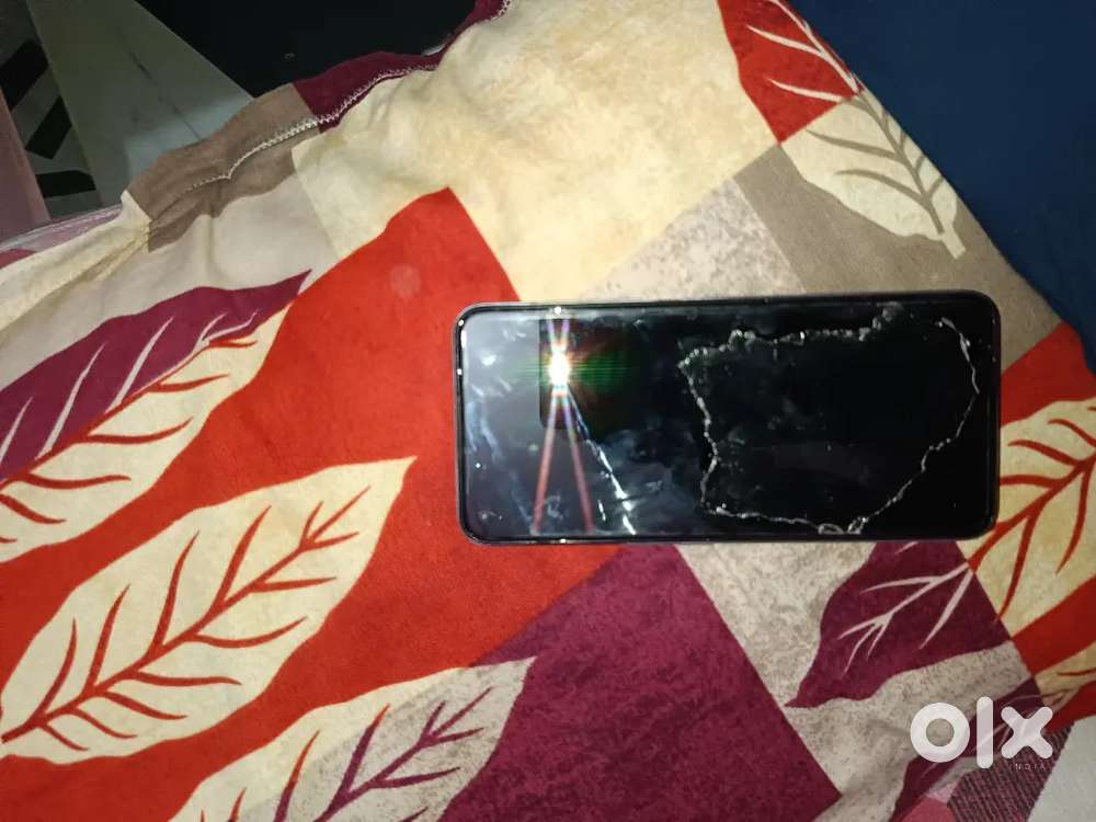 REALME 8i motherboard damage h jo banwa skta whi le phone on nhi hota