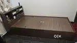 Single engineered wood bed