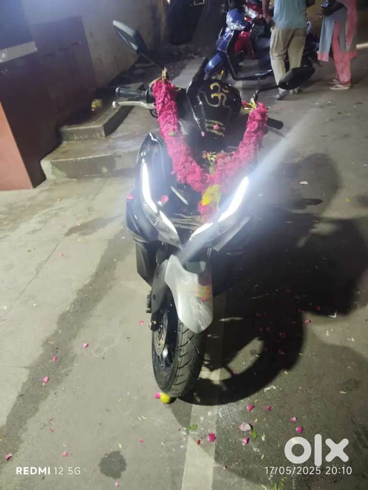 Yamaha aerox sale brand new condition