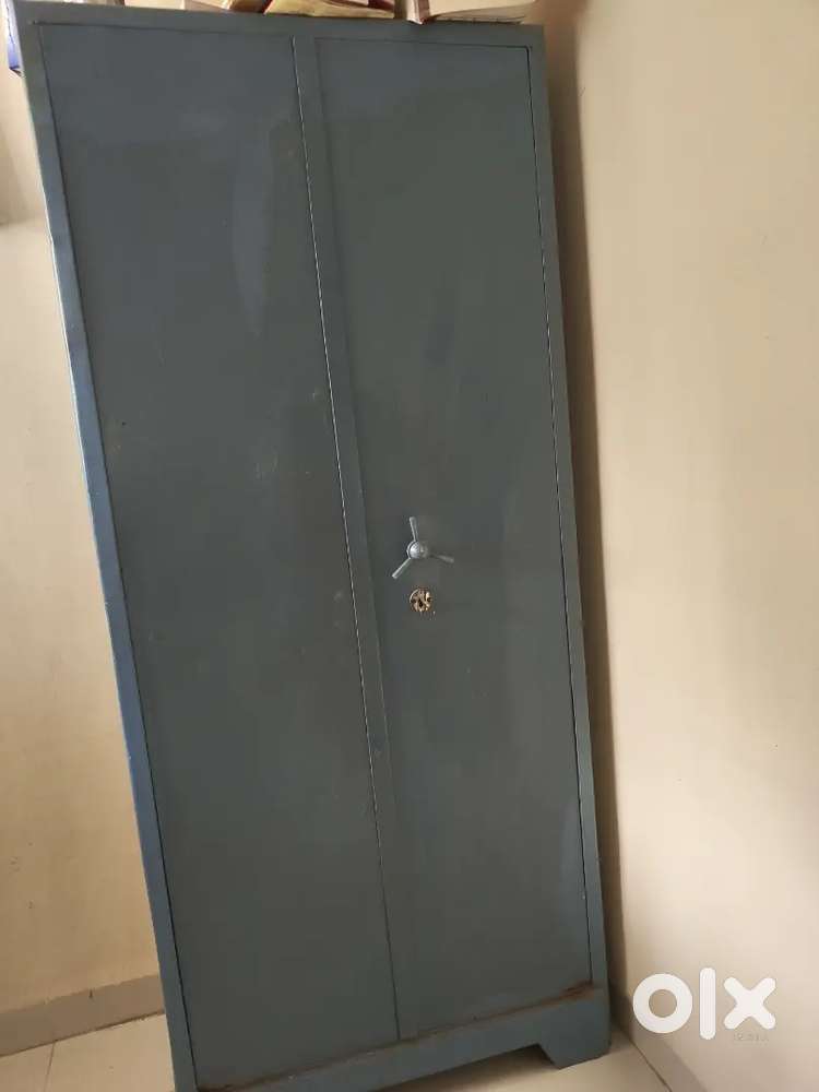 Medium to big Metal Cupboard