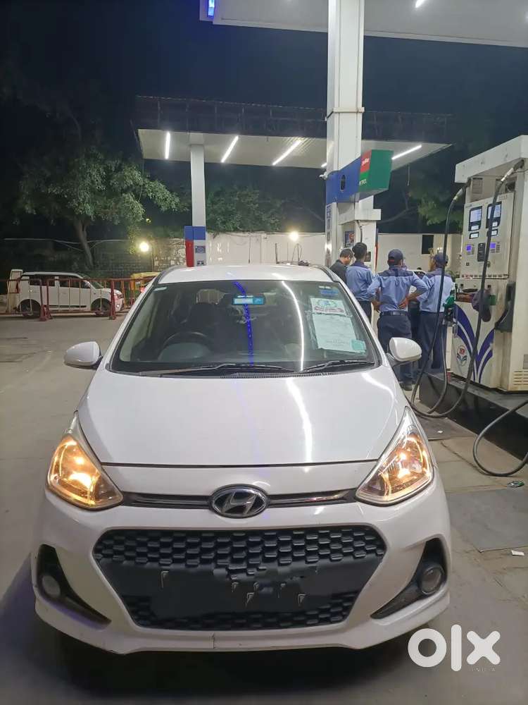 Hyundai Grand i10 2017 Year end December Petrol Well Maintained