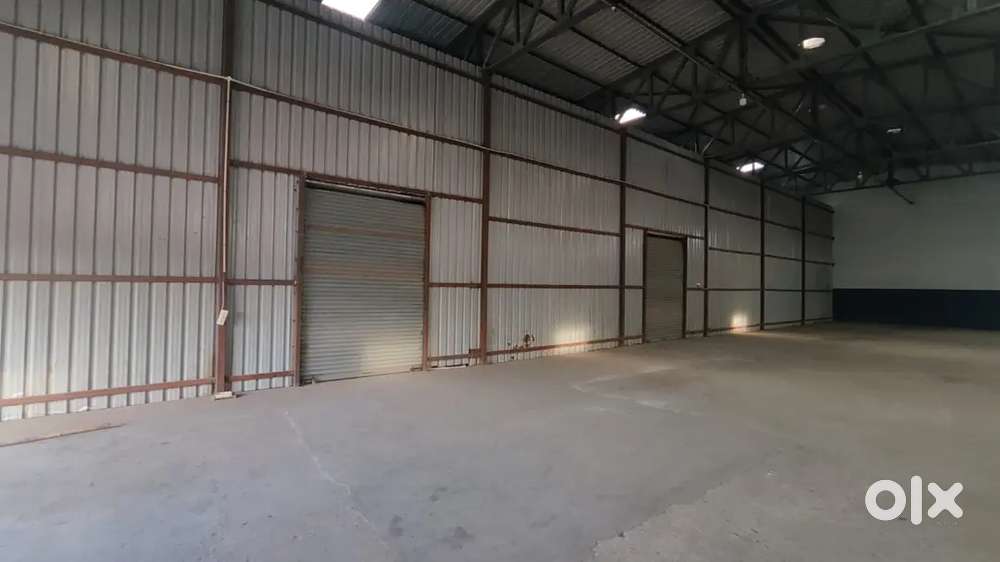 8400SQFT WAREHOUSES RENT RS210000 AT REDHILLS. READY TO OCCUPY