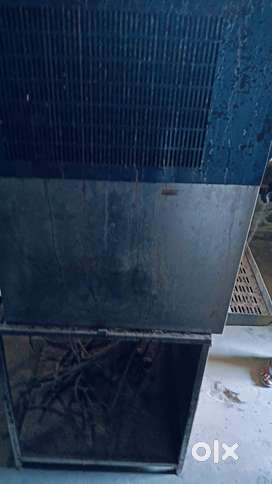 SODA MACHINE 8+2 URGENT SALE