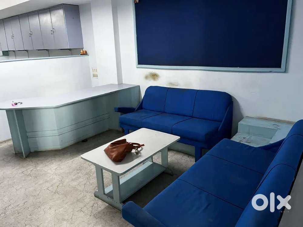 Office for rent prime location sayajigunj