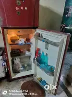 Whirlpool dubel door fridge in running condition for sale