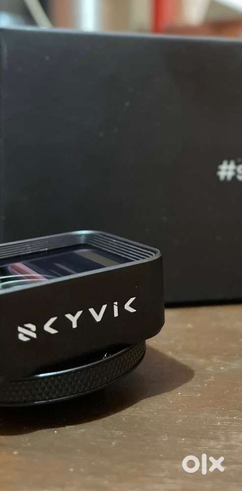 Skyvik Anamorphic mobile camera lens