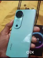 Vivo v 40 8/256