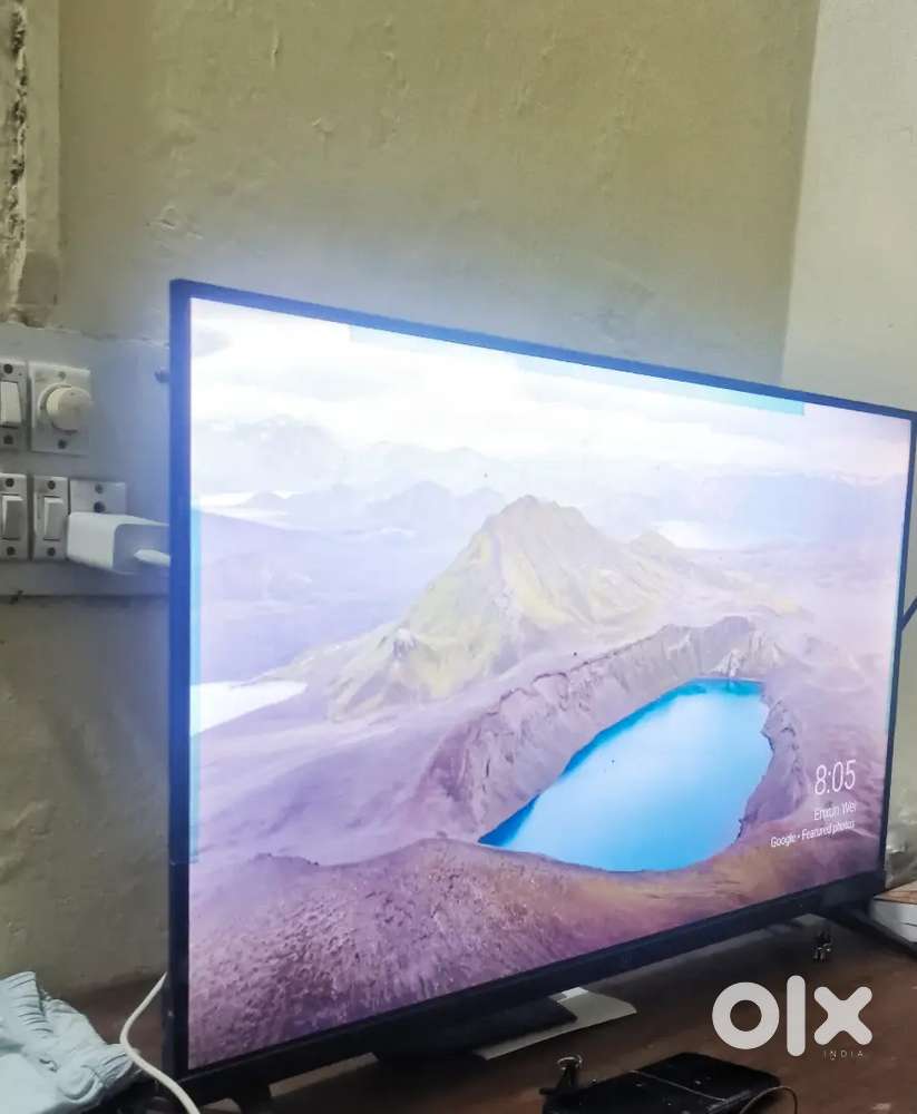 One plus 32 inch TV