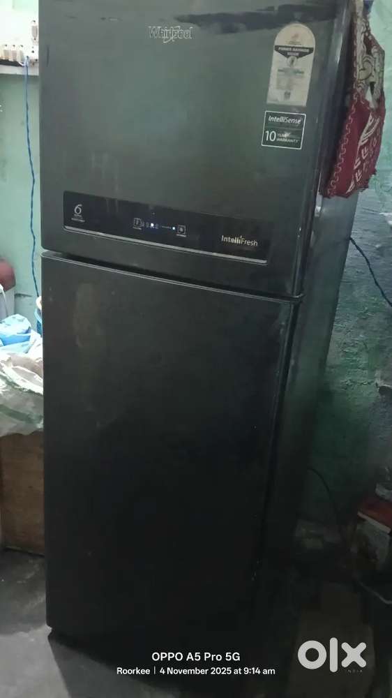 Whirlpool double door fridge