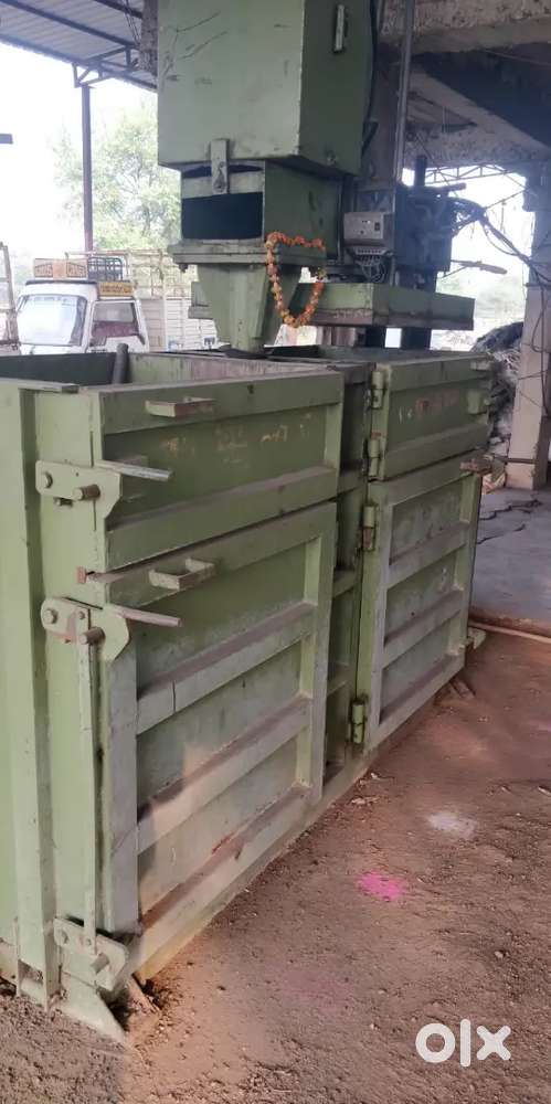 Hydrolic press machine
