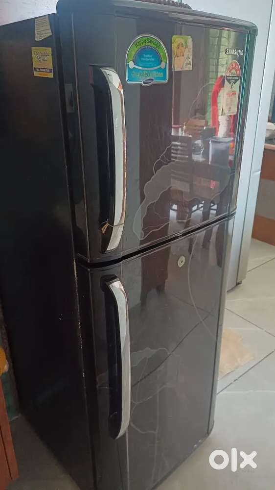 Samsung Refrigerator double door 5 star 230 ltr