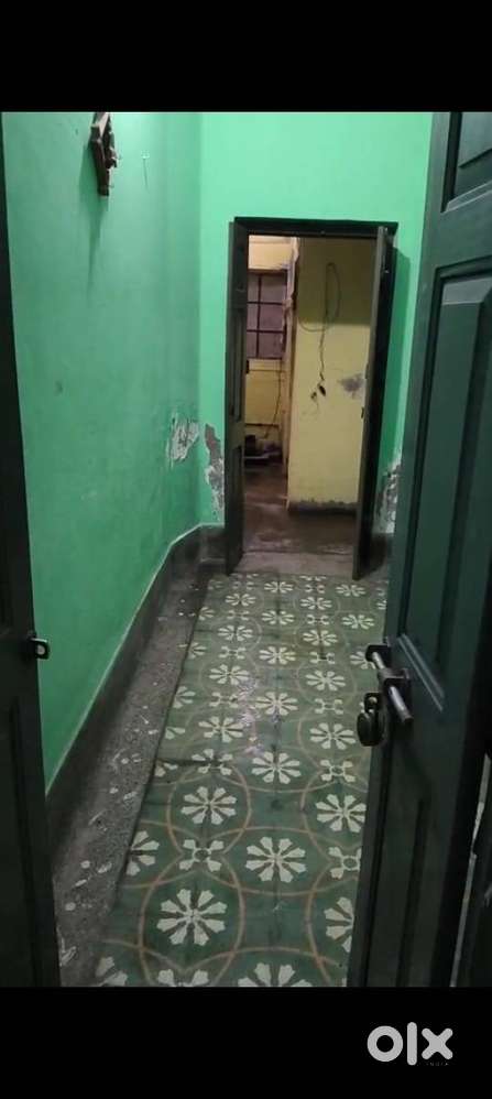 Rent an independent ground floor for godown/office/family and others