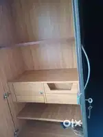 Wooden Cupboard with Mirror – Good Condition – ₹4000 (Negotiable)