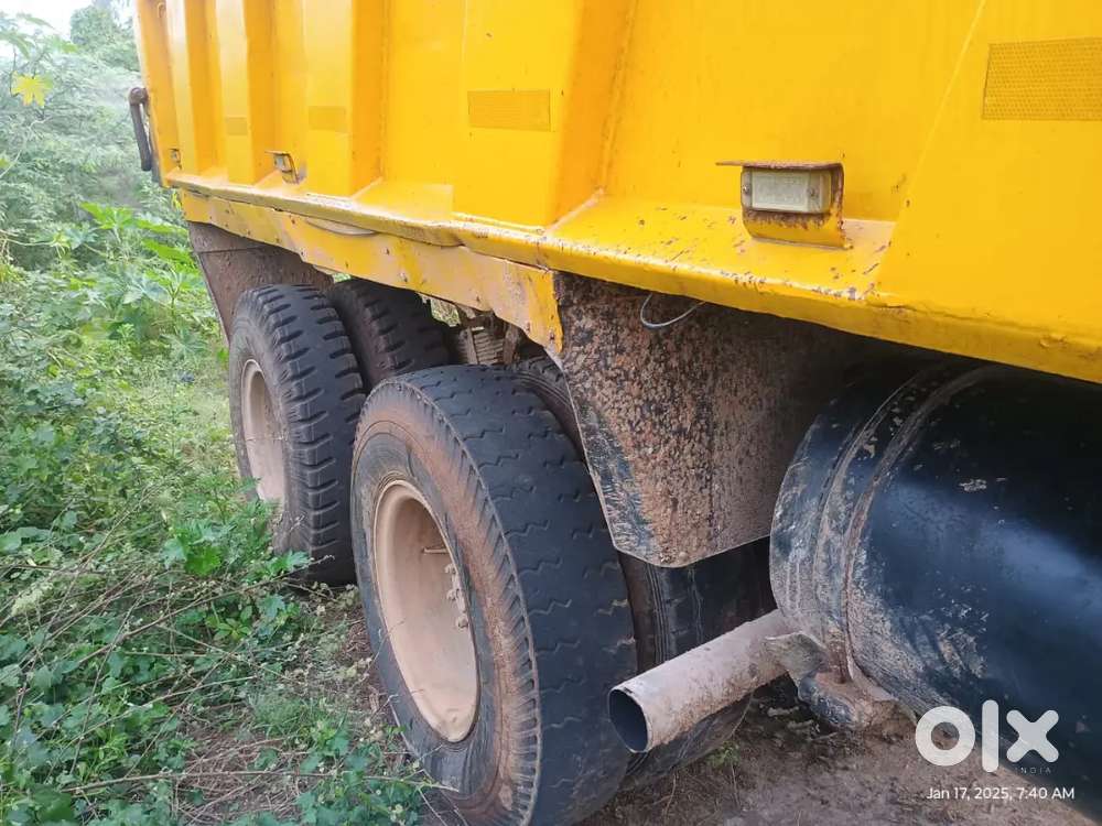 Eicher tipper