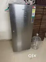 New fridge 4 months old excellent quality