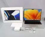1TB SSD MacBook Pro Touch 16 inch / Core i9 / LATEST - FREE SHIPPing