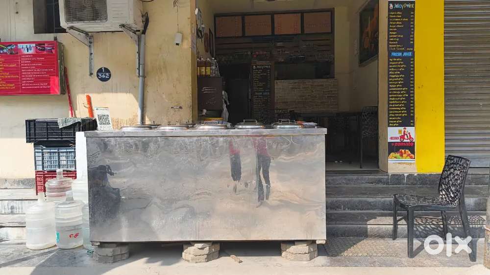 Helper and juice master