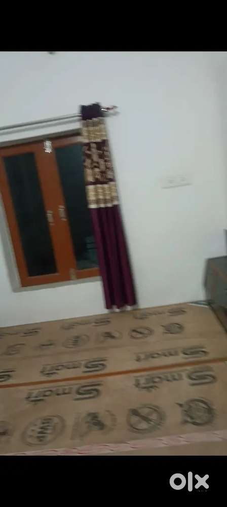 urgently Need roommate for girls near dhirendra mahile college