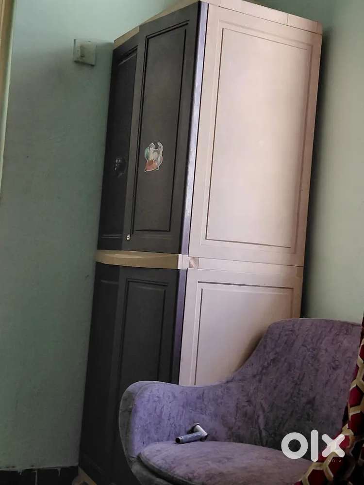 Garden Swing Big Size Plastic Cubud Top Condition