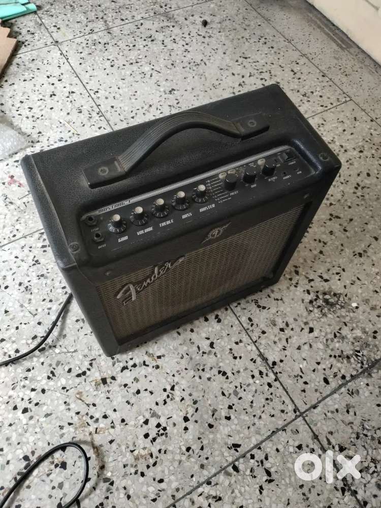 Fender mustang v2 20watt