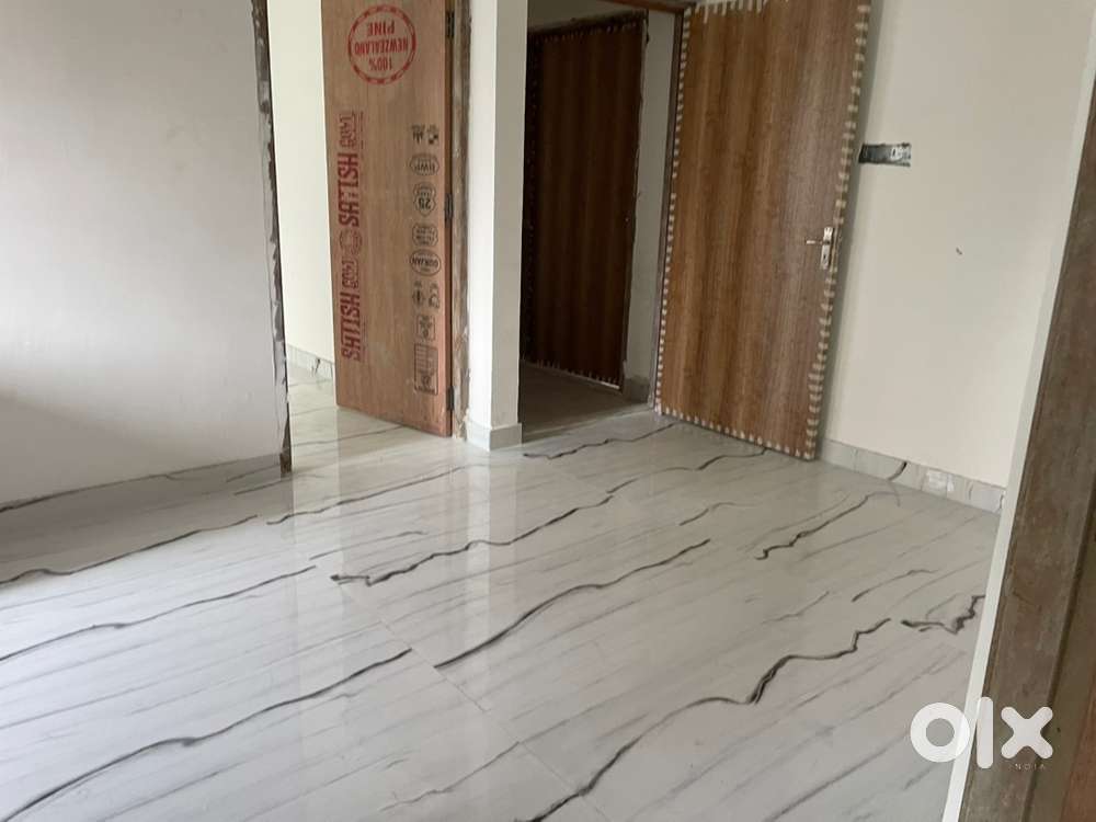 2bhk sell Keshtopur Rabindraplly Near Bandhan bank Top floor Lift av