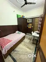 One room vaacant in 2 bhk for female student
