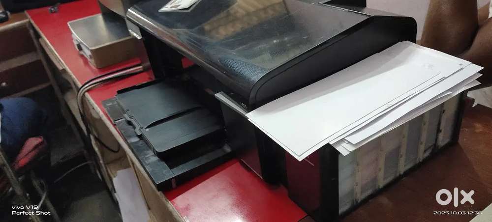 Epson L805 Photo Printer – High Quality, Best for Photos & Business